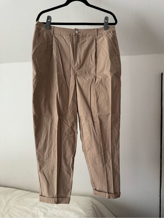 ASOS Pants - NWT ASOS Design | Women’s Tan Pleated Chino Trousers | Size 12